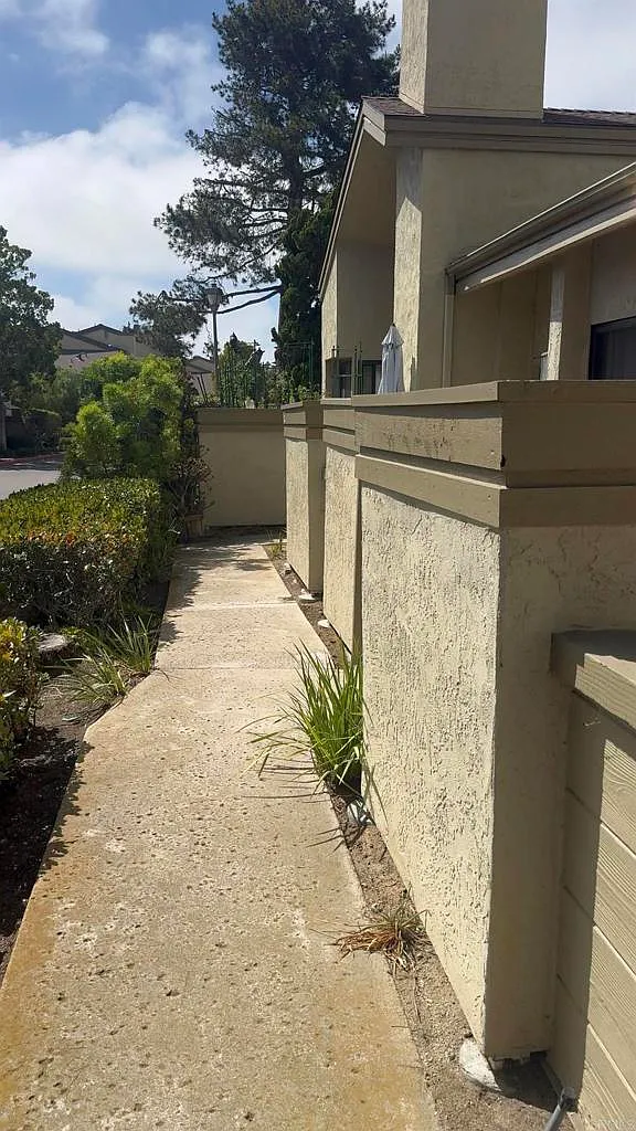 3 bed, 2.5 bath, 1707 sqft, $4,800 — Photo 2