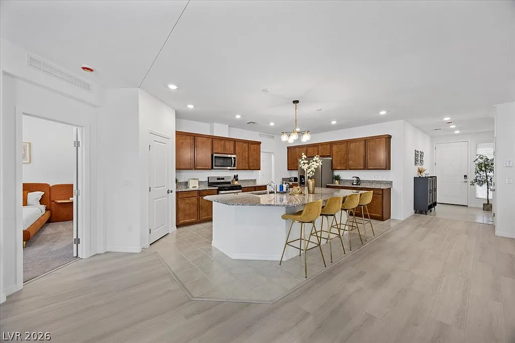 4 bed, 3.5 bath, 2988 sqft, $4,500 — Photo 3