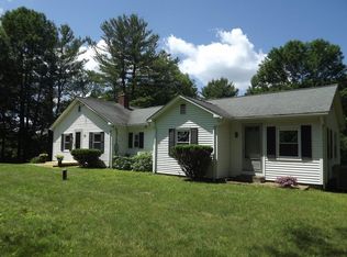 51 Warren Rd, Brimfield, MA 01010