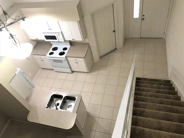 7392 Mead Dr — Photo 36