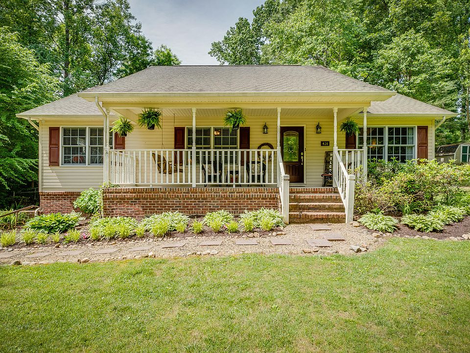 1st image of 424 Riverwood Dr
