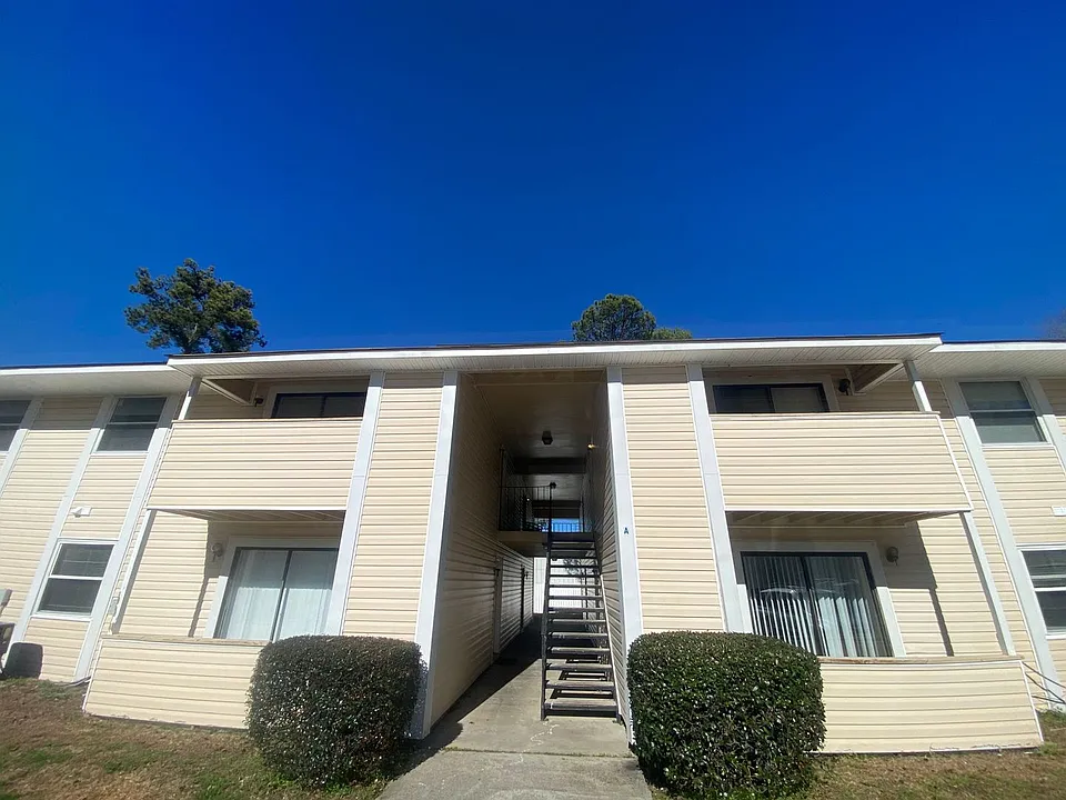 1401 Elmtree Rd #A