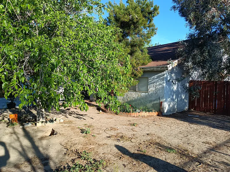 9305 E Avenue R10 — Photo 19