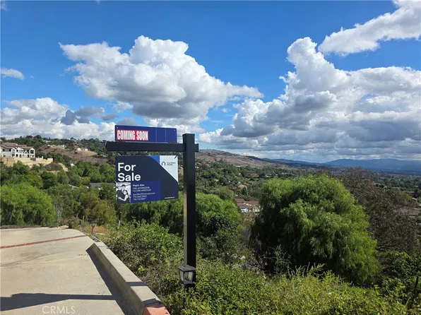 979 Dorothea Rd, La Habra Heights, CA 90631