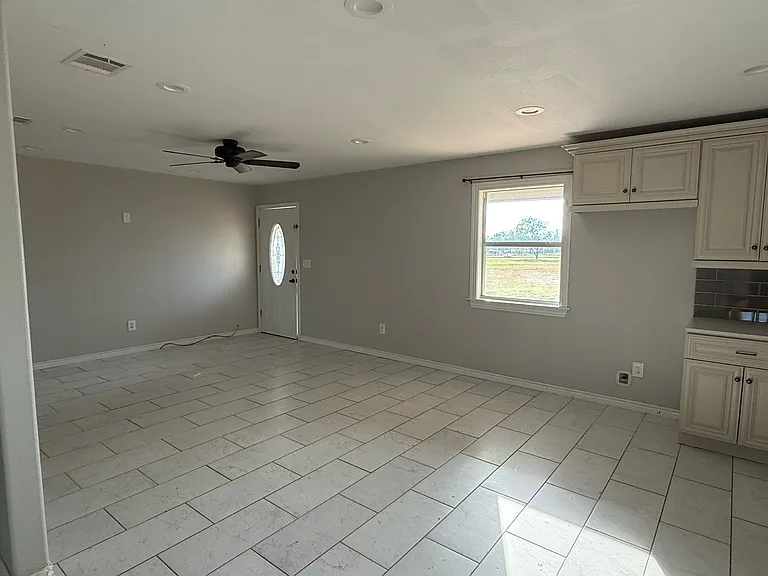 375 High View Ranch Dr — Photo 9