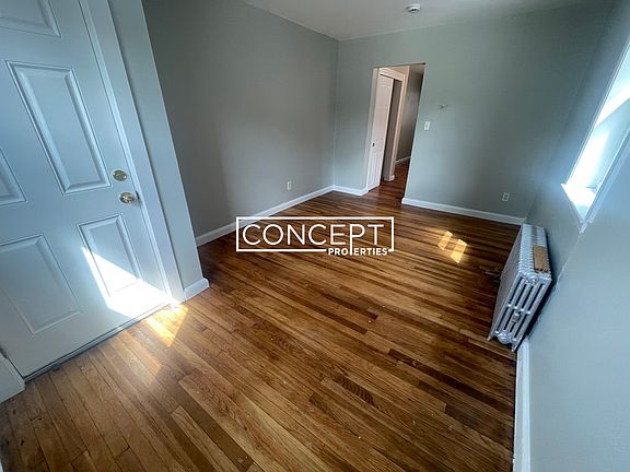 4th image of 121 Copeland St #1B