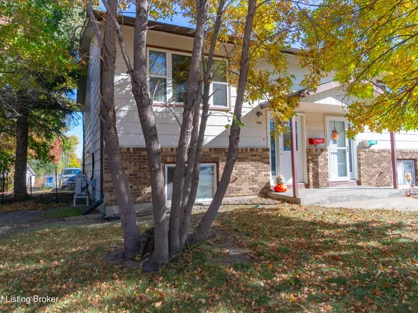 784 4th Ave E, Dickinson, ND 58601