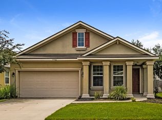 11769 Lake Bend Cir, Jacksonville, FL 32218