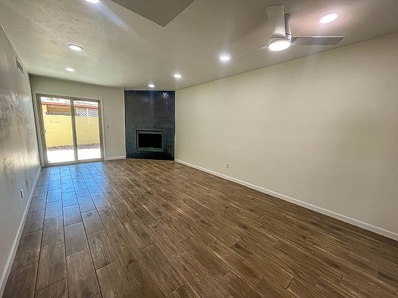 3rd image of 5078 S Warren Ave