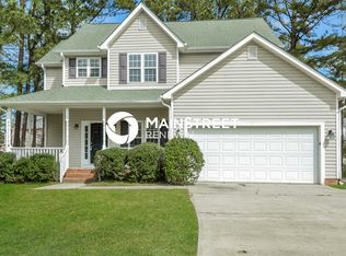 128 Heritage Dr, Smithfield, NC 27577