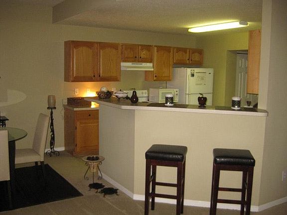 Kitchen bar
