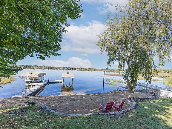 4th image of 21281 Dovre Rd