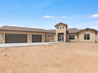 11 Leibel Ct, Los Lunas, NM 87031