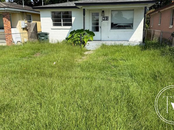 39 Lissner Ave