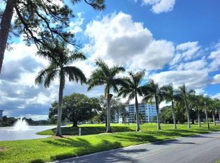 3090 N Course Drive #412, Pompano Beach, FL 33069