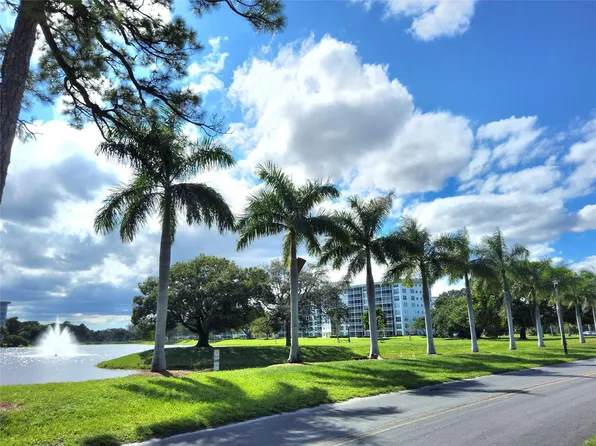 3090 N Course Drive #412, Pompano Beach, FL 33069