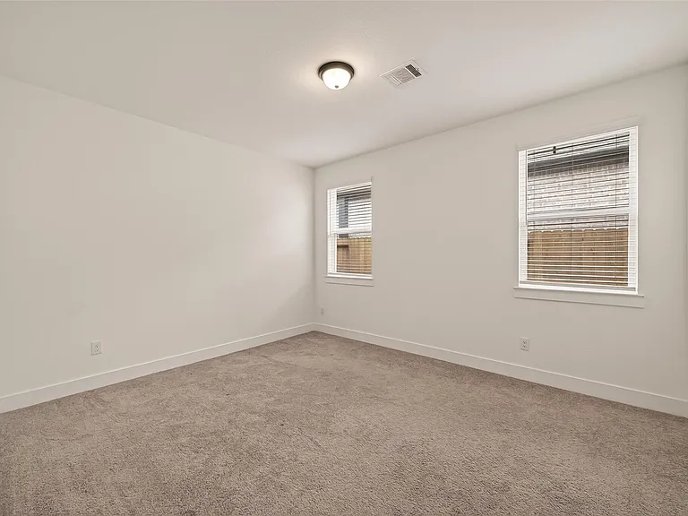 2907 Wild Berry Ct — Photo 32