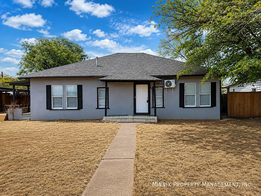 One Bedroom in Lubbock | 3106 Cornell St. #B — Photo 1
