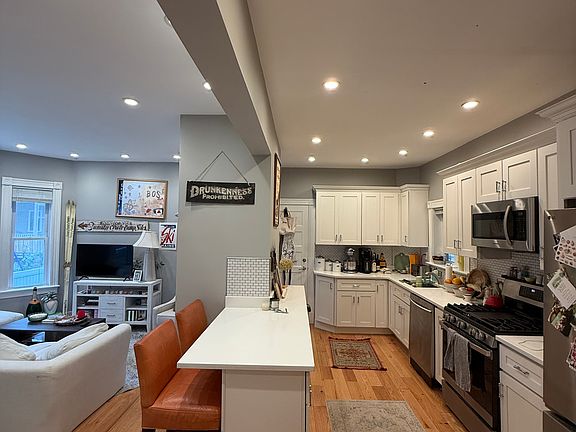 5th image of 791 Columbia Rd #1