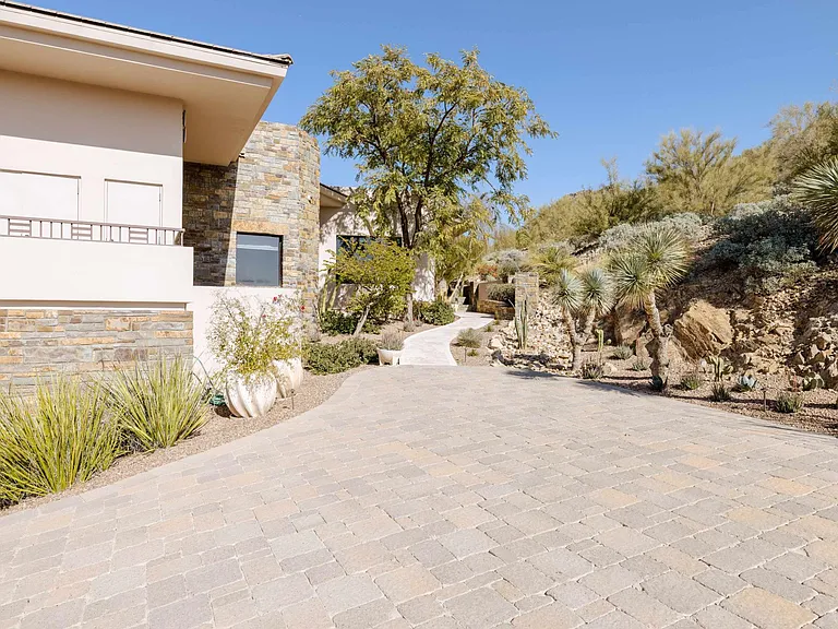 7451 N Las Brisas Ln — Photo 48