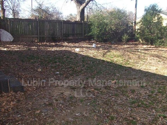 2nd image of 2702 Lola Ave