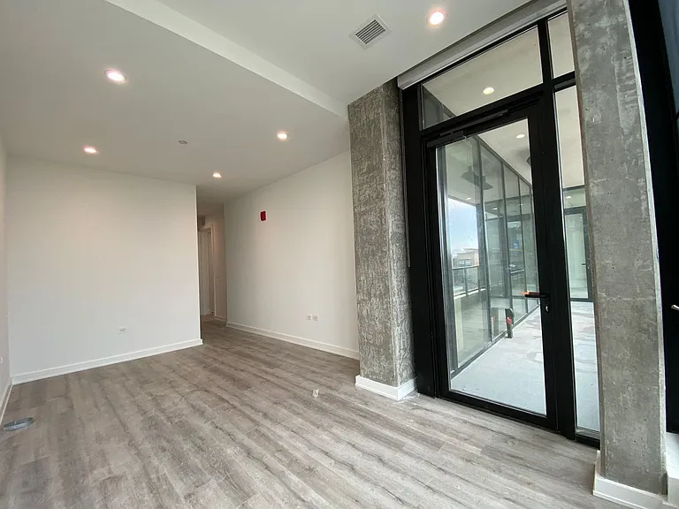 1120 W Patterson Ave #303 — Photo 11