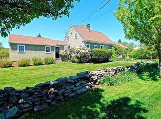 163 Paradise Ave, Middletown, RI 02842