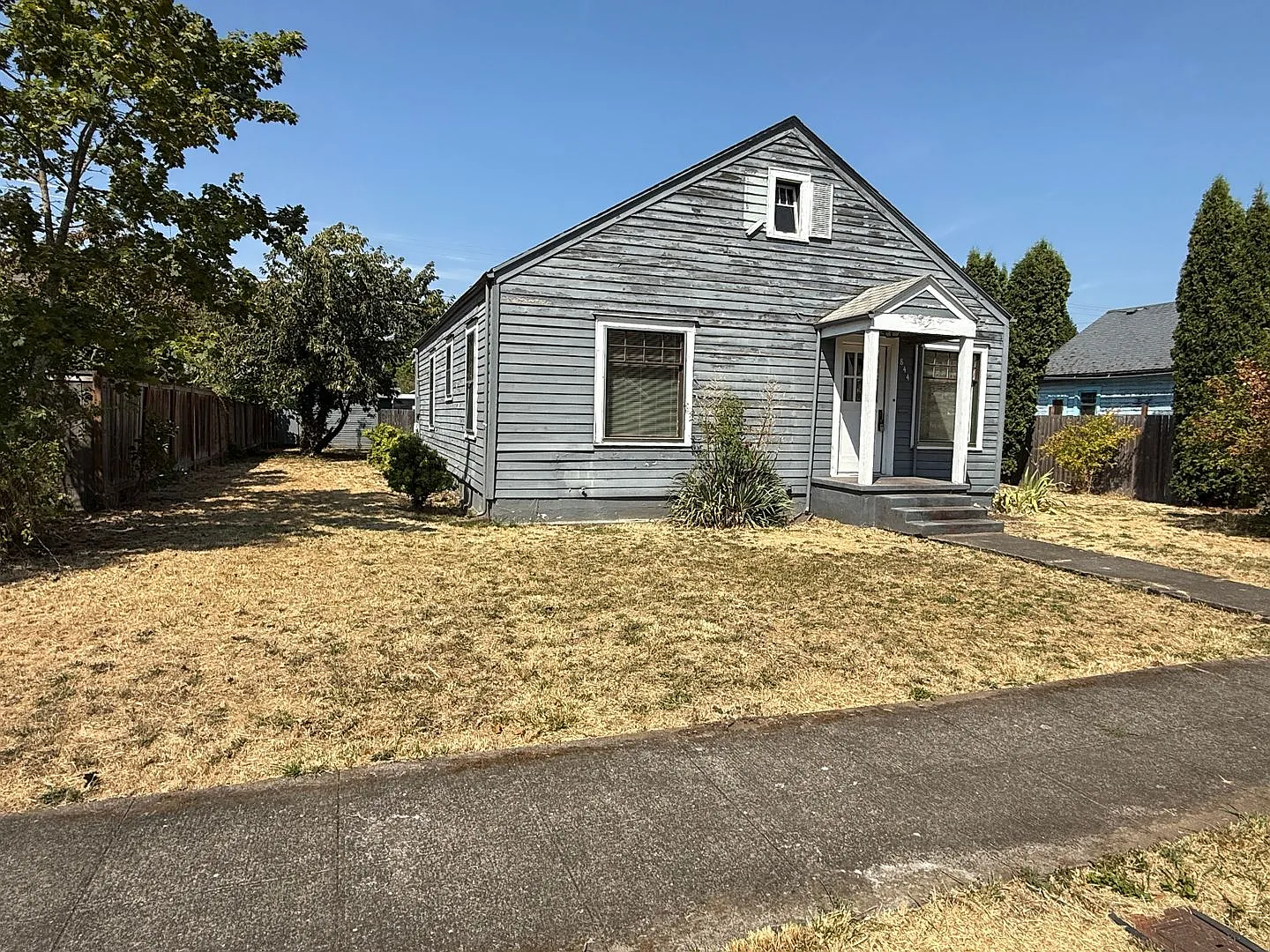 Large 4 bedroom house in Washburne District — Photo 2