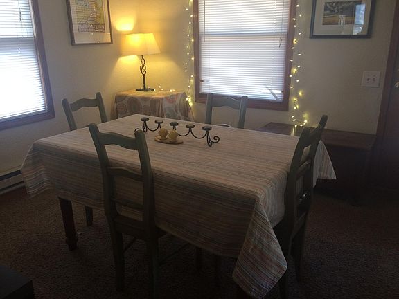 Dining area -- just off front door 