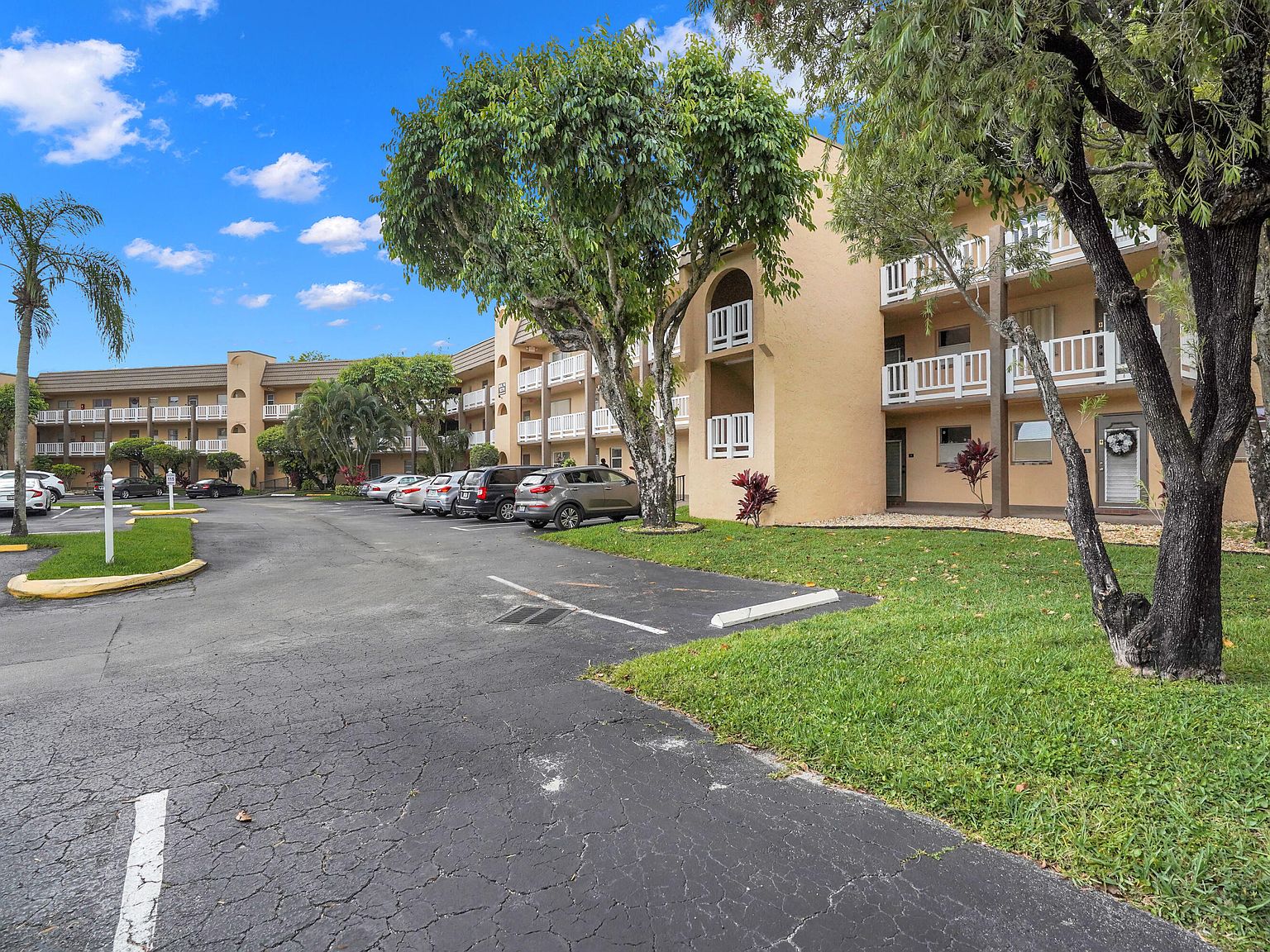 9370 Sunrise Lakes Blvd APT 310, Fort Lauderdale, FL 33322 MLS RX