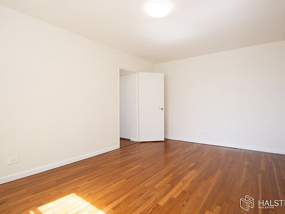 5th image of 5620 Sylvan Ave #5D