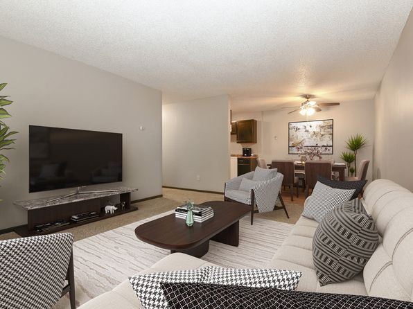 396 Labore Rd #412-105