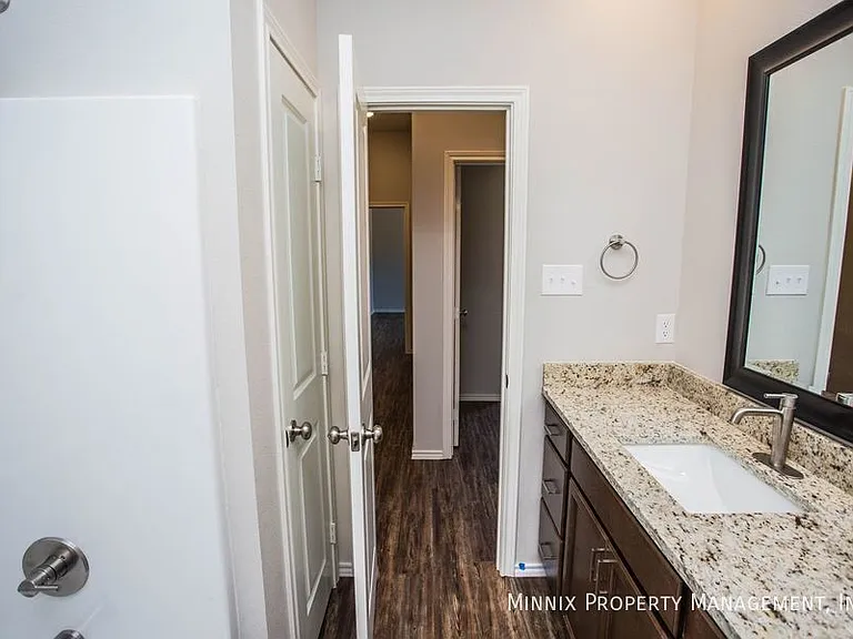 5865 Virginia Ave #1 — Photo 48