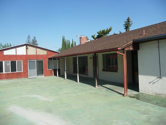 Back of home and Bonus room