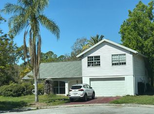 8018 Wildflower Row, Hudson, FL 34667