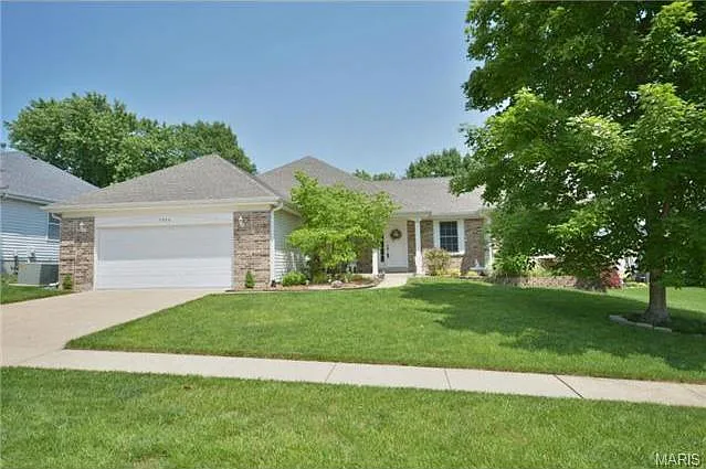 7354 Summer Manor Dr photo 1