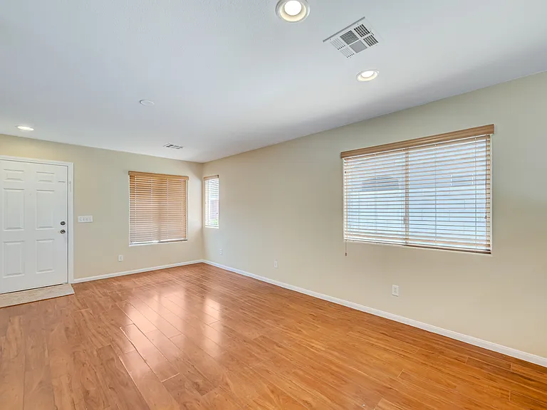 10294 Keystone Pastures St — Photo 3