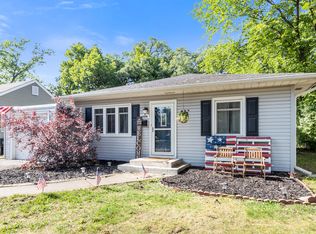 1604 Pine Rd, Homewood, IL 60430