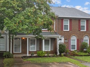 205 Mannings Ln, Virginia Beach, VA 23462