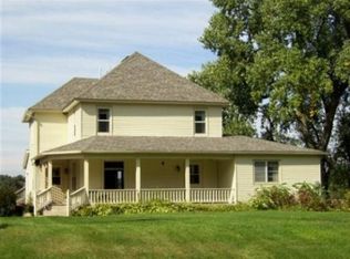 3765 County Road P, Oxford, WI 53952