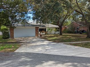 2106 Ken Ct, Mount Dora, FL 32757