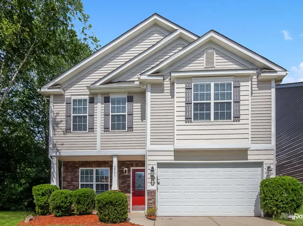 2901 Heather Ridge Rd, Dallas, NC 28034