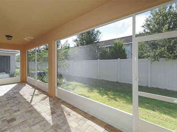 5th image of 3677 Fescue Ln