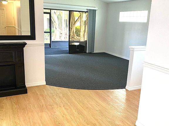 4th image of 524 Oak Mont Pl