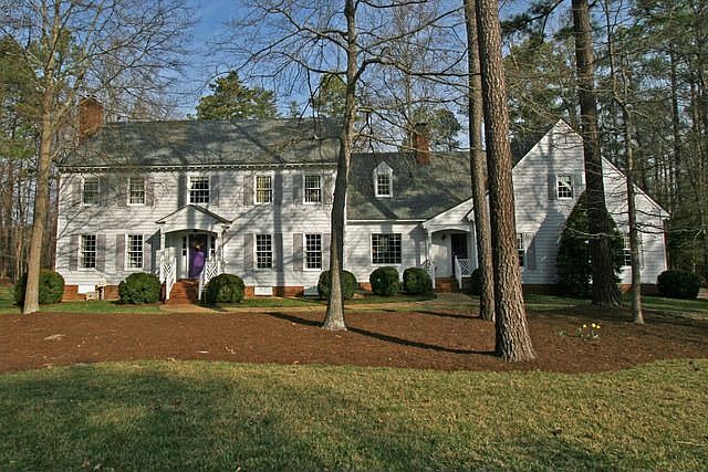 1st image of 21 W Runswick Dr
