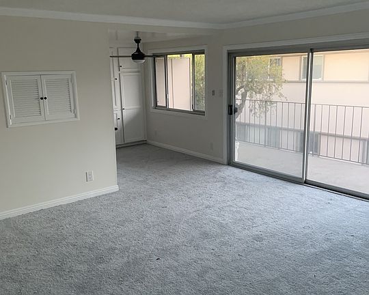 2nd image of 2940 W Carson St Unit 225