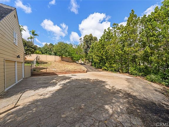 3rd image of 4874 Palo Dr