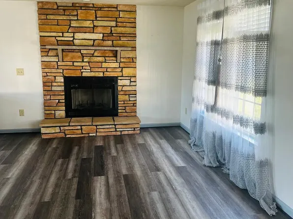 6015 Sunny Meadows Dr, Fredericksburg, VA 22407