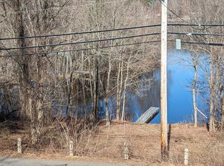 488 Mashapaug Rd, Holland, MA 01521