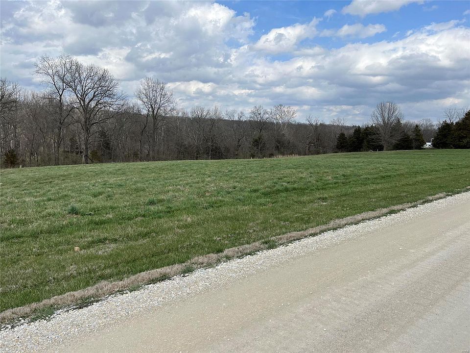 1st image of Deer Run Ln